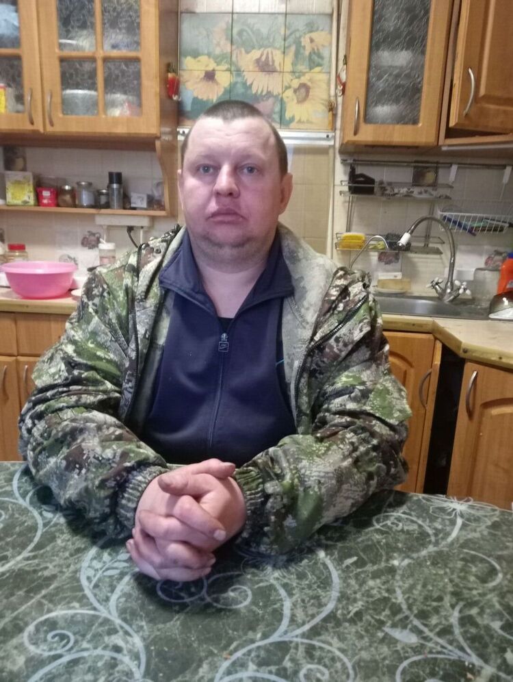  33430252  Sergey, 40 ,    