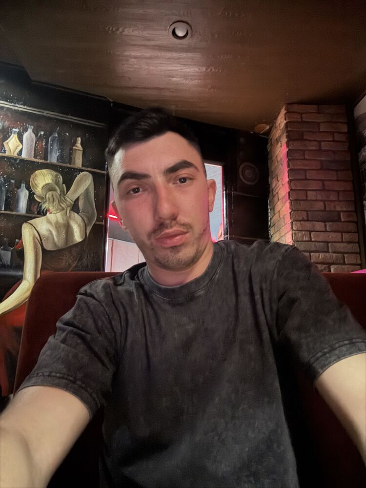  51466162  , 28 ,    -