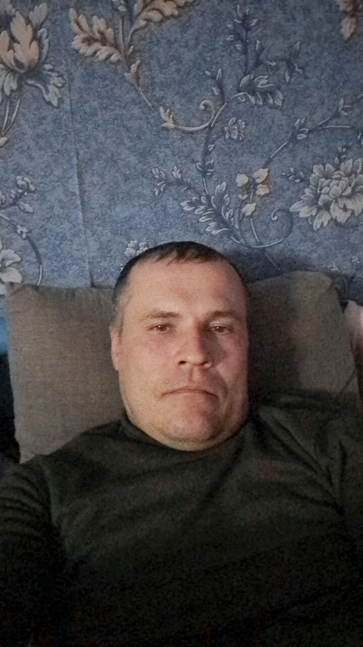  47230812  Xxx, 43 ,    