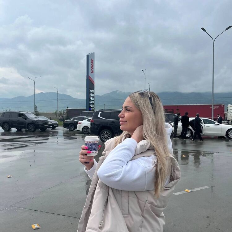 ���� 52734322 ������� N_a_t_a_ch_a, 37 ���, ���� ���������� � ������