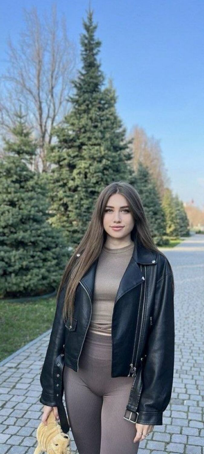 ,   Valentina, 25 ,   ,   , c , 
