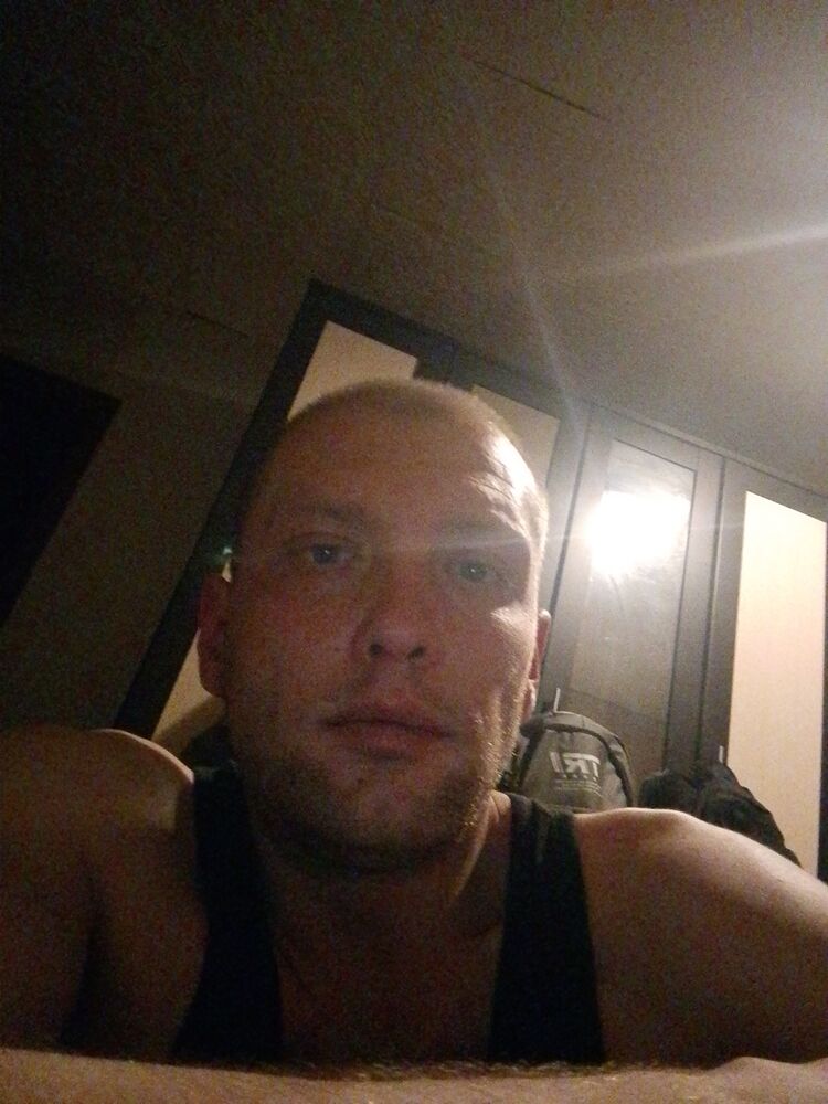  40977342  , 35 ,    -