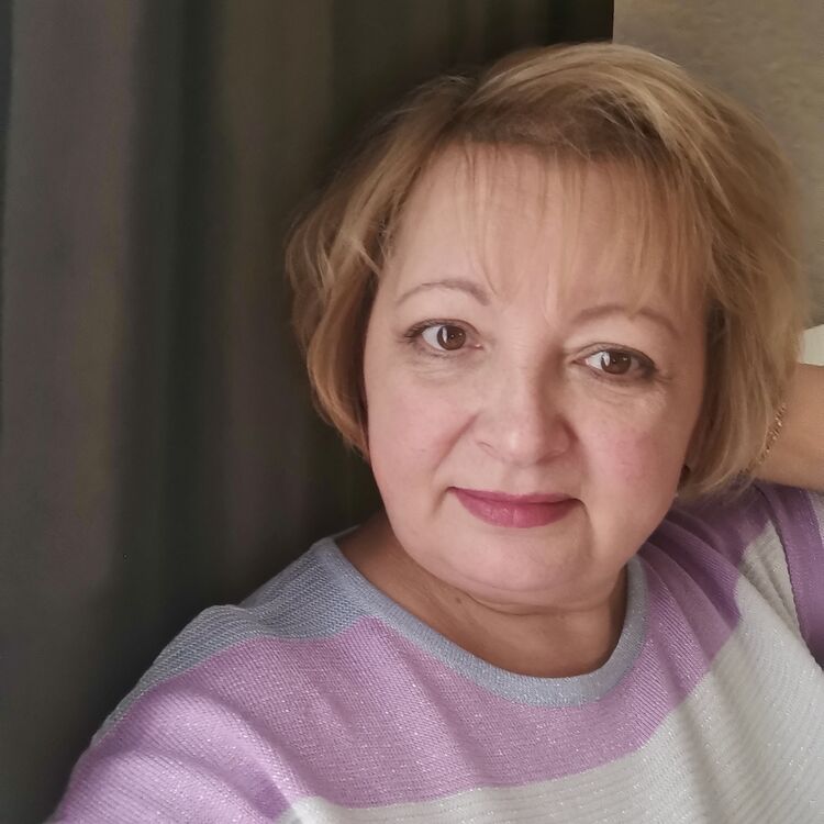  --,   , 52 ,   c 