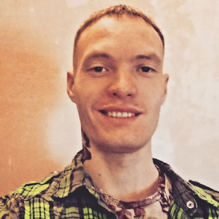  37833762  Sergey, 30 ,    