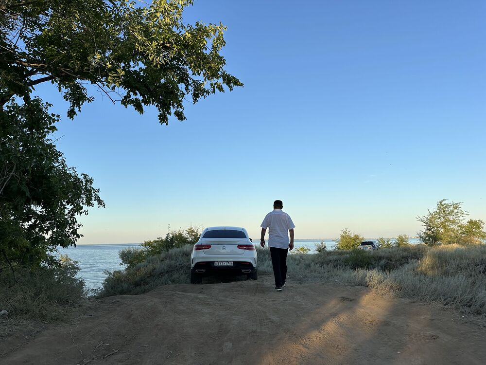  44995952  Yashar, 46 ,    