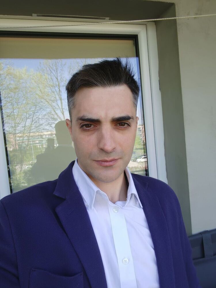  Warszawa,   EDWARD, 37 ,   ,   