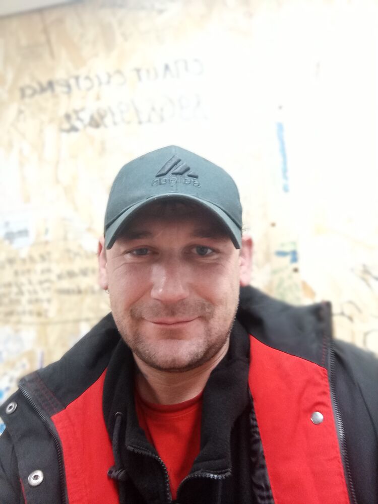  --,   , 39 ,   