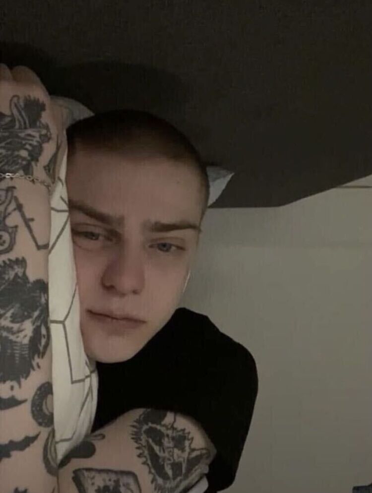  48363472  , 28 ,    