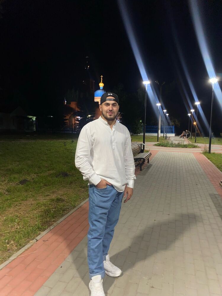  38798992  , 24 ,    