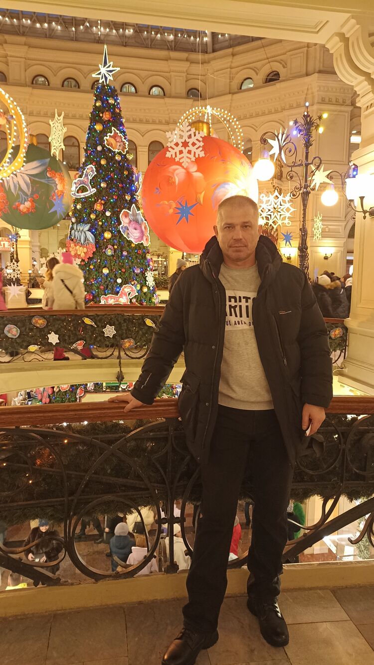 ,   Aleksandr, 43 ,   ,   