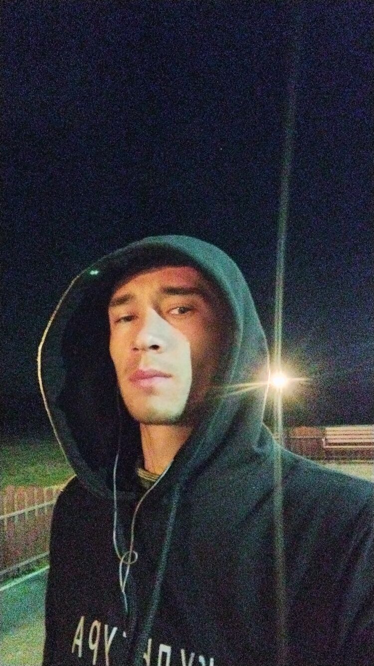  ,   Nikolai, 25 ,   c 