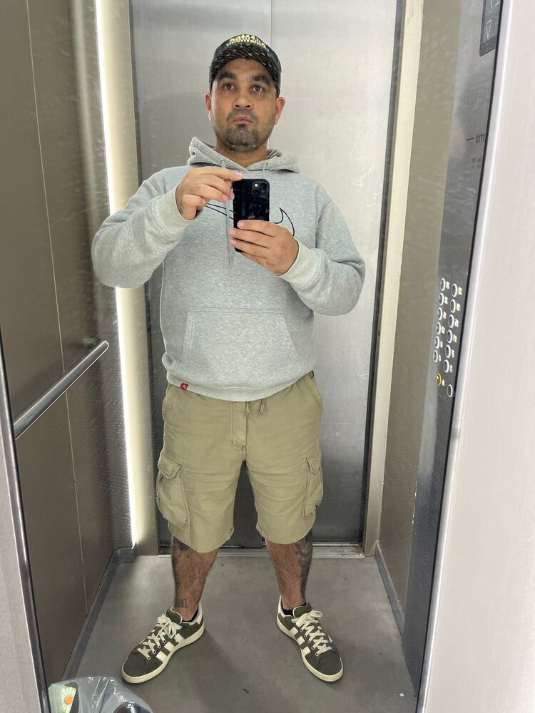  52229992  , 25 ,    