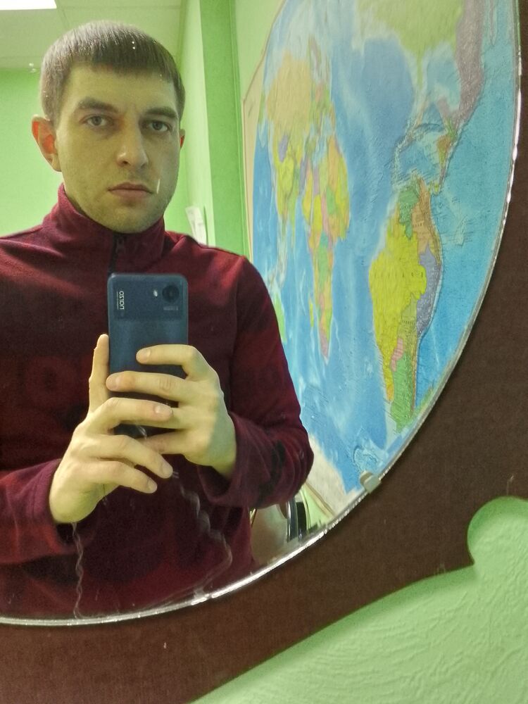  32388572  , 37 ,    