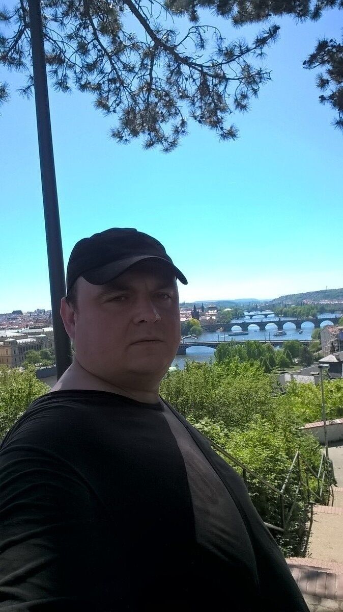  12186892  , 44 ,    Praha