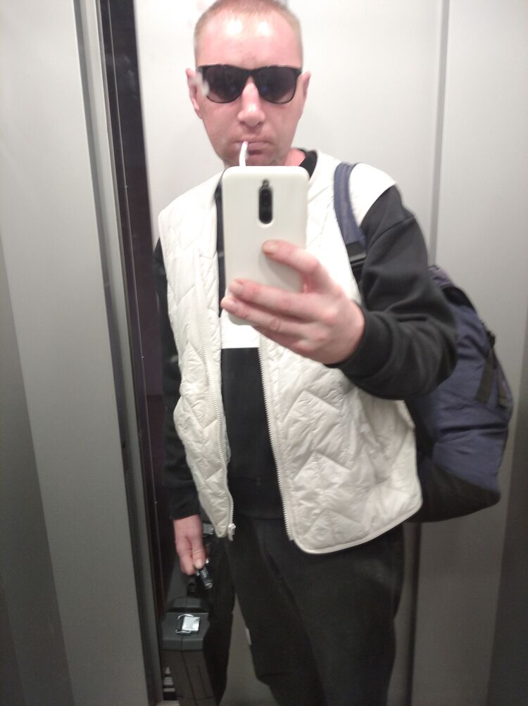  52597962  , 38 ,    