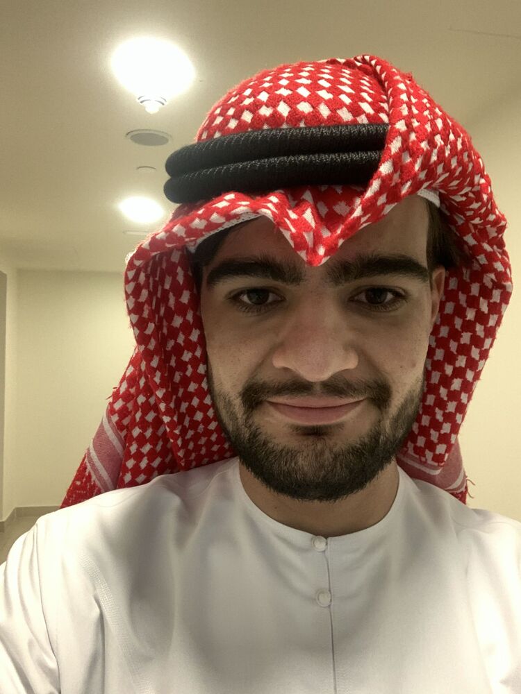  33507912  Hussein, 26 ,    