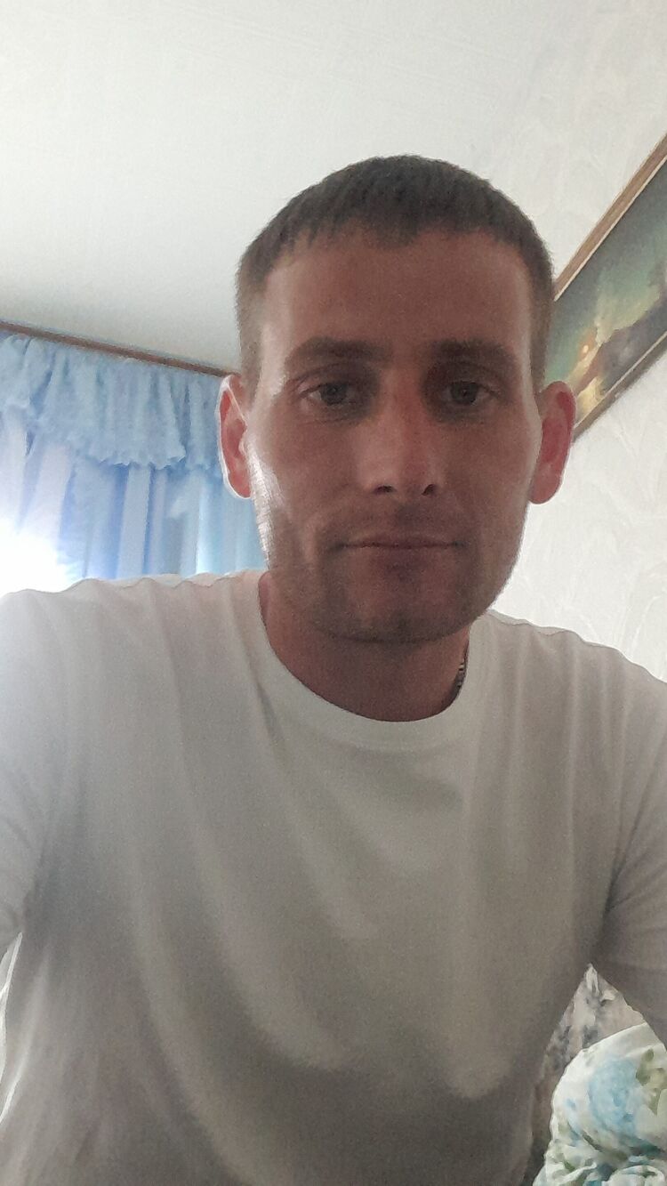  43877672  , 35 ,    