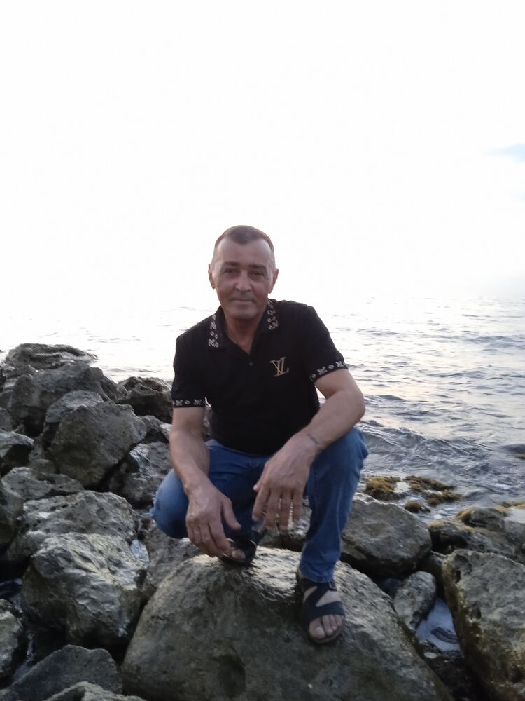  28460232  Kamran, 58 ,    