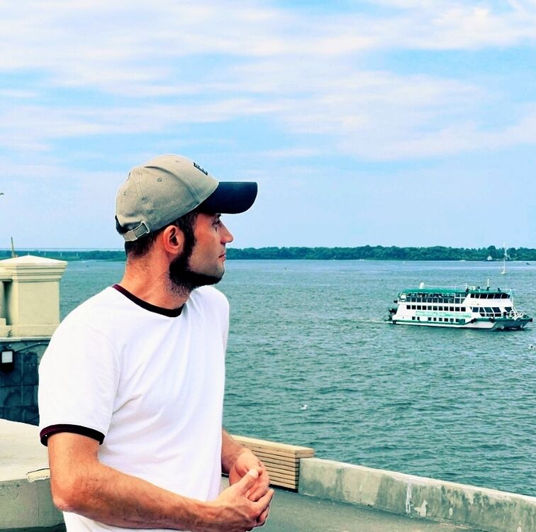  53821802  Davennge, 39 ,    -