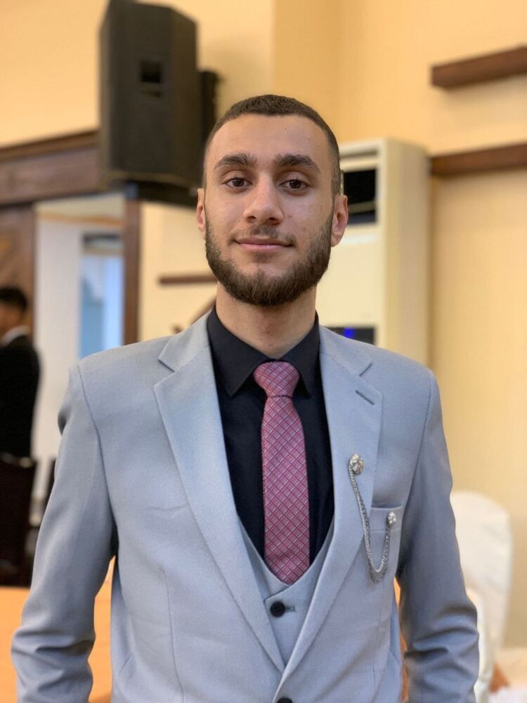  46963752  Suleiman, 23 ,    -