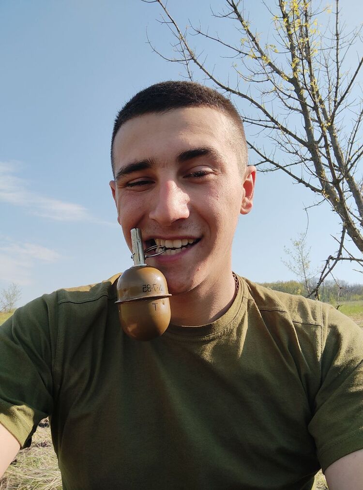  27413342  , 23 ,    