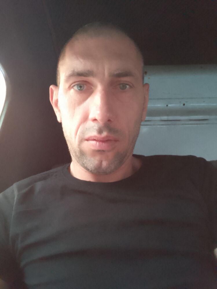  44776182  , 37 ,    