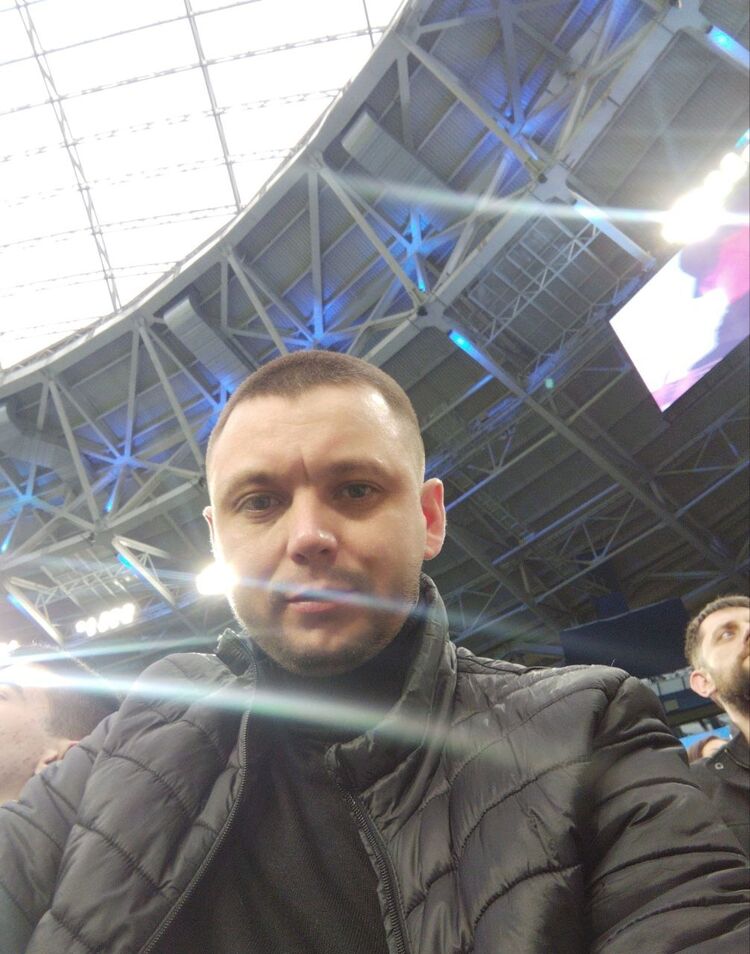  54349762  , 37 ,    -