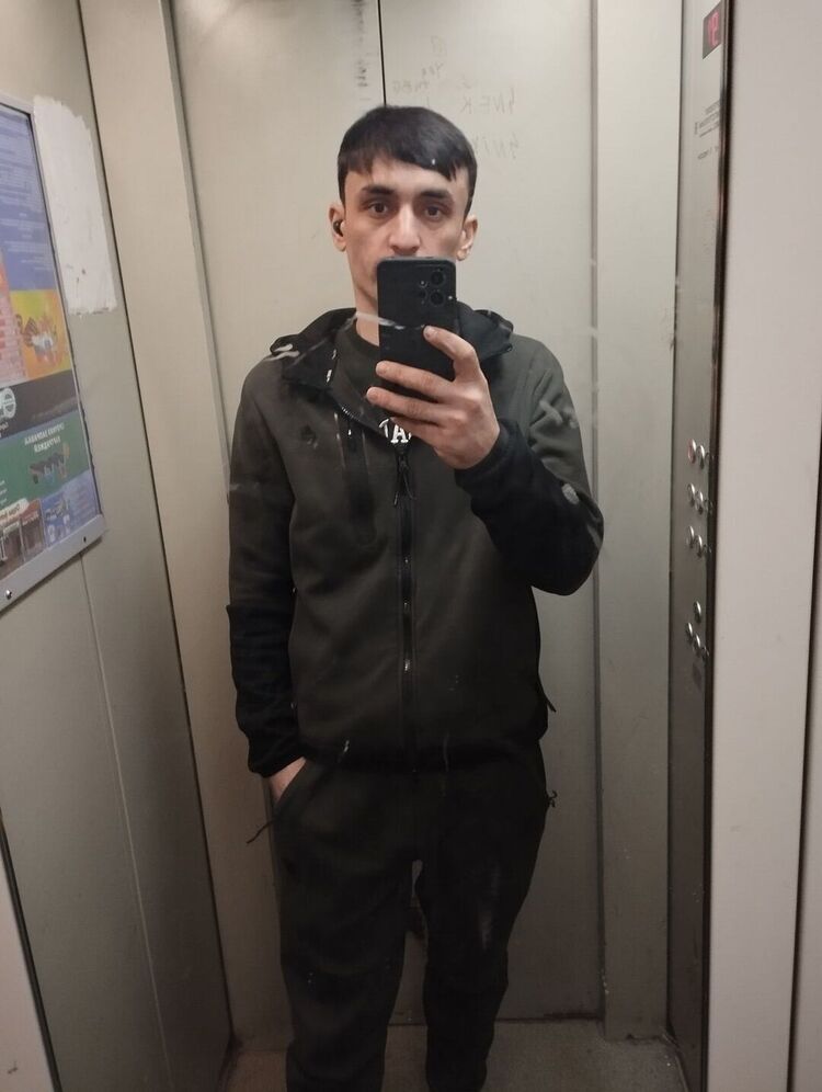  51723882  Sarvar, 31 ,     