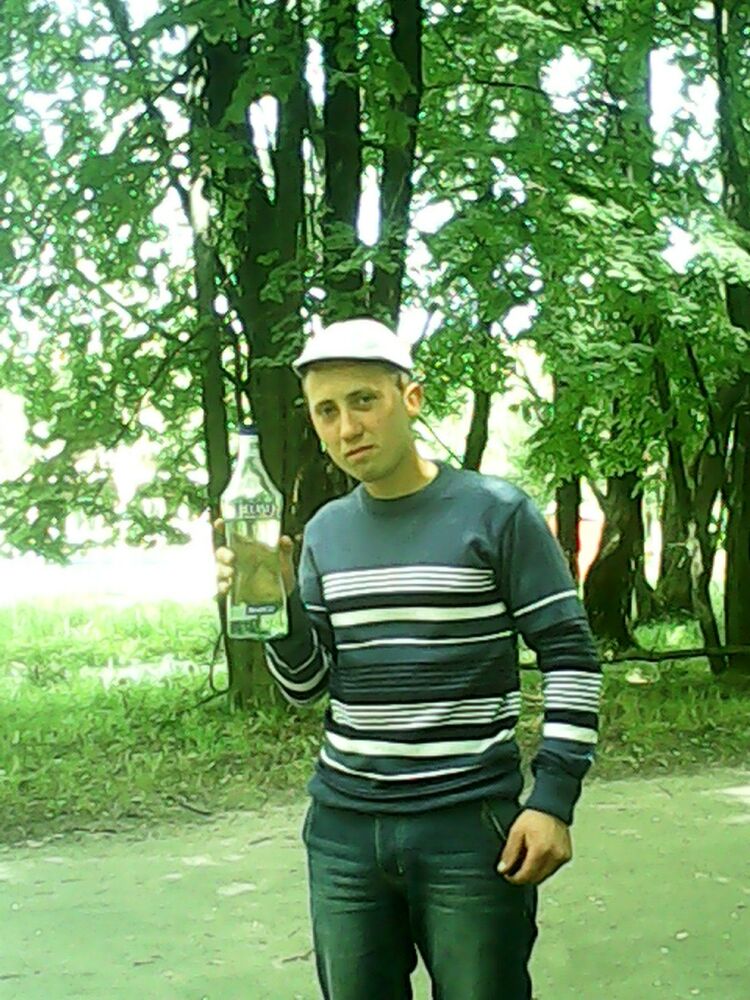  4619752  Andrei, 33 ,    