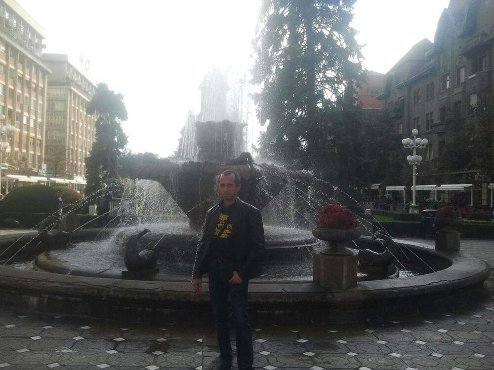  ,   Dragos, 43 ,     , c 