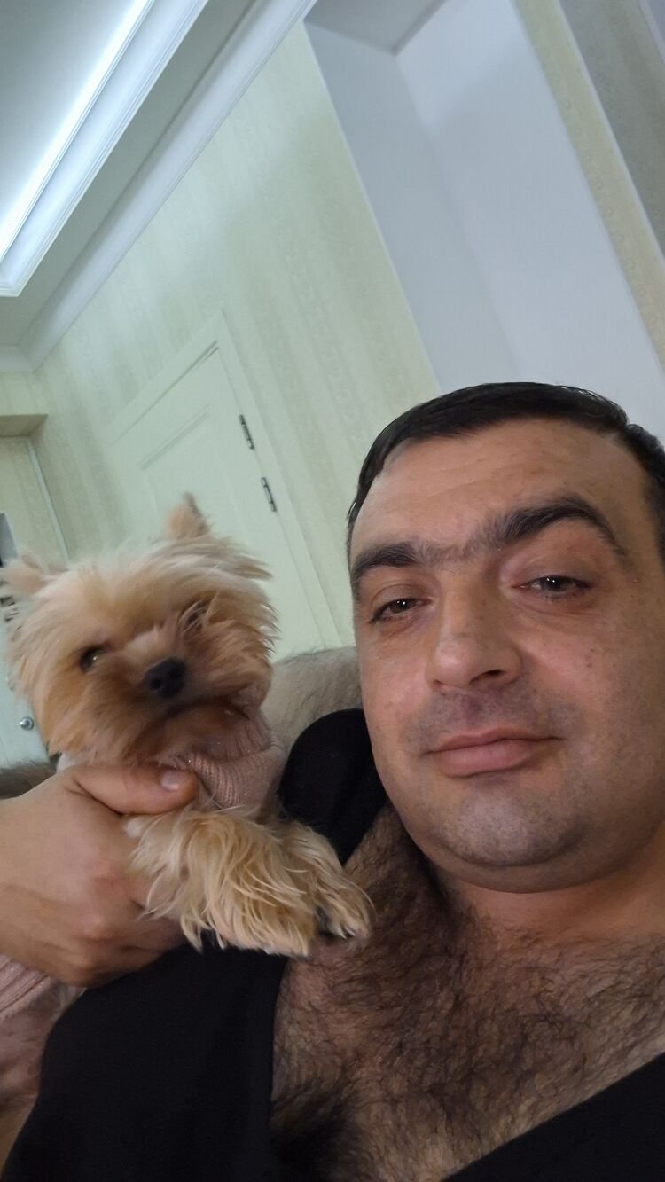  ,   Grisha, 39 ,   ,   