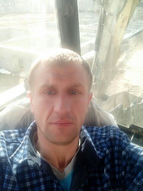  ,   Sergei, 44 ,   