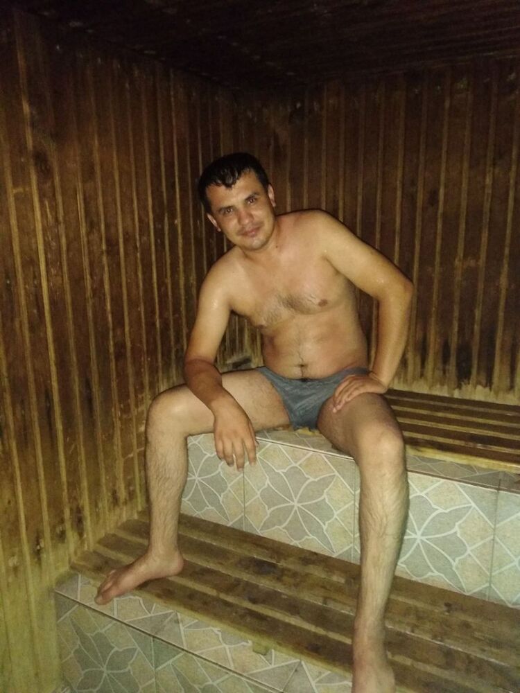  13774192  Akmal, 36 ,    