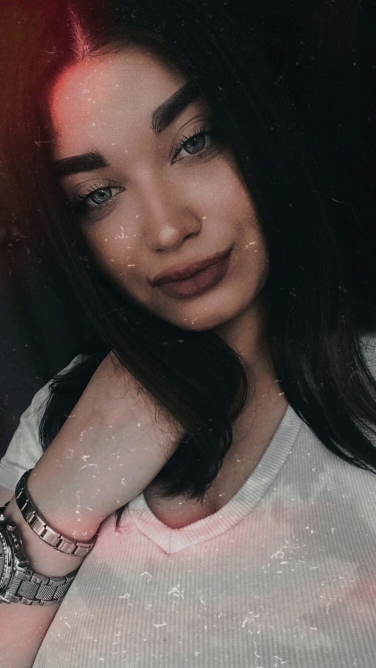   ,   Ulyana, 21 ,   ,   