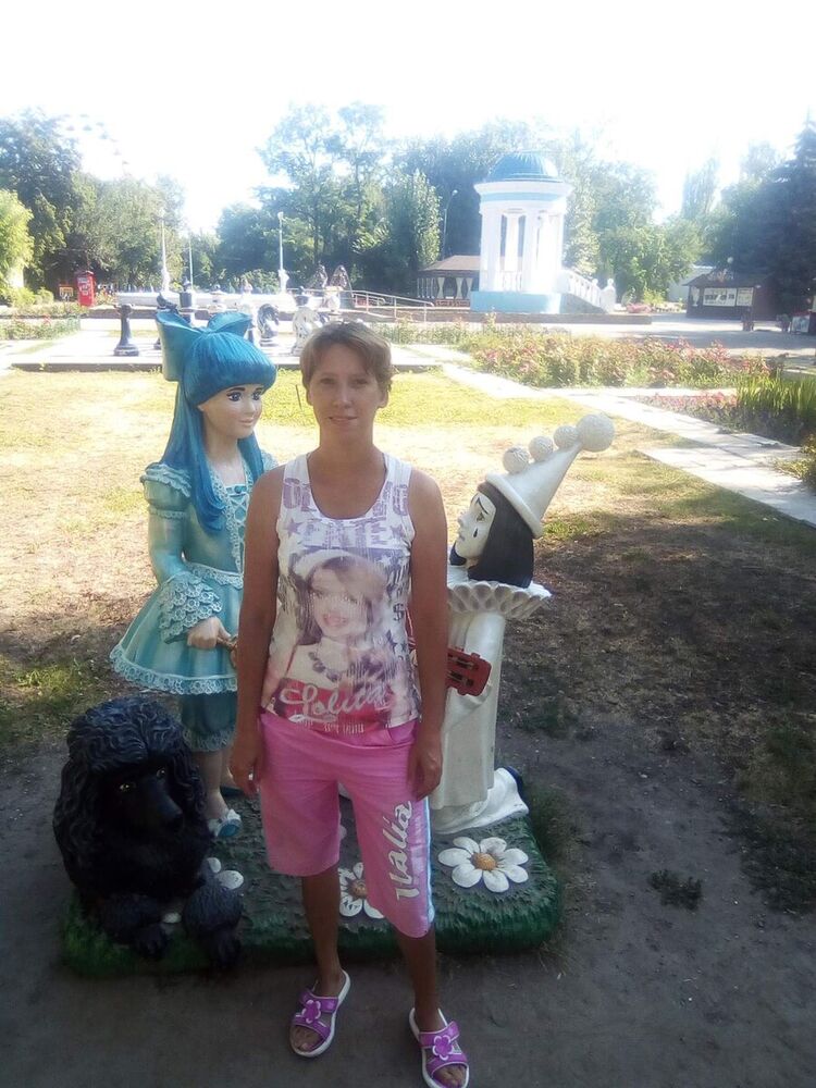  21183502  Valeria, 35 ,    