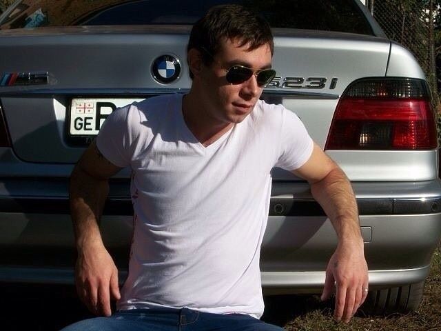  16186852  Roko, 43 ,    