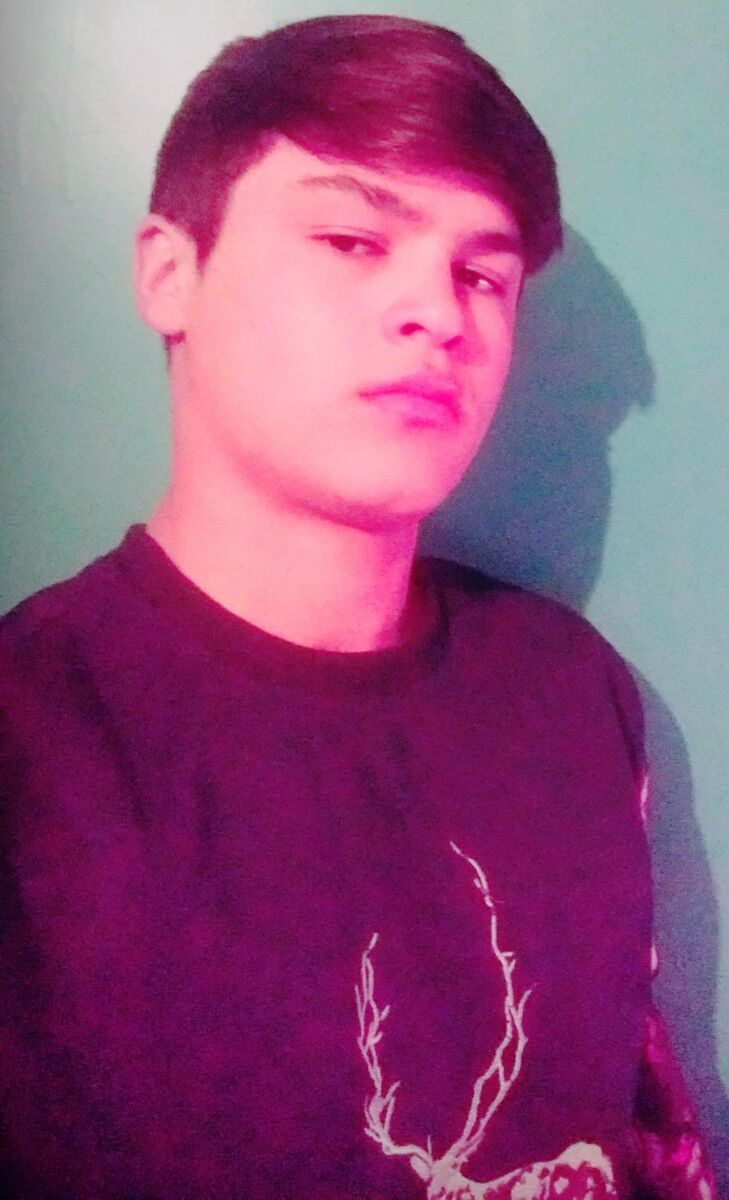  19004282  Khushbakht, 23 ,    