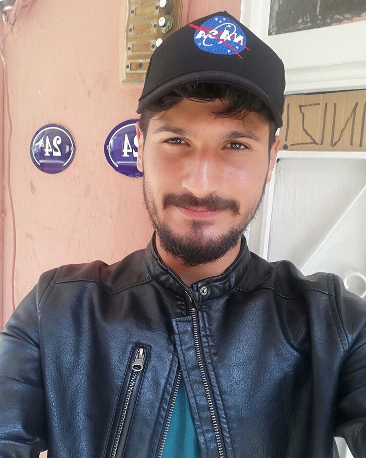  Kavaklidere,   Mahmut, 32 ,   ,   , c 