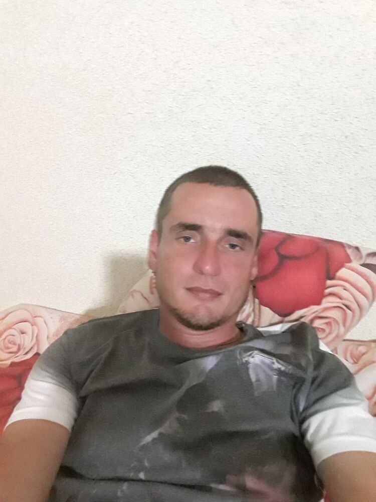  16326212  Denis, 37 ,    