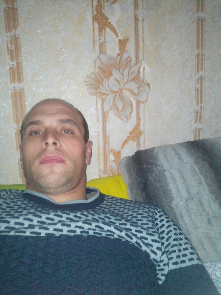  10695902  , 37 ,    