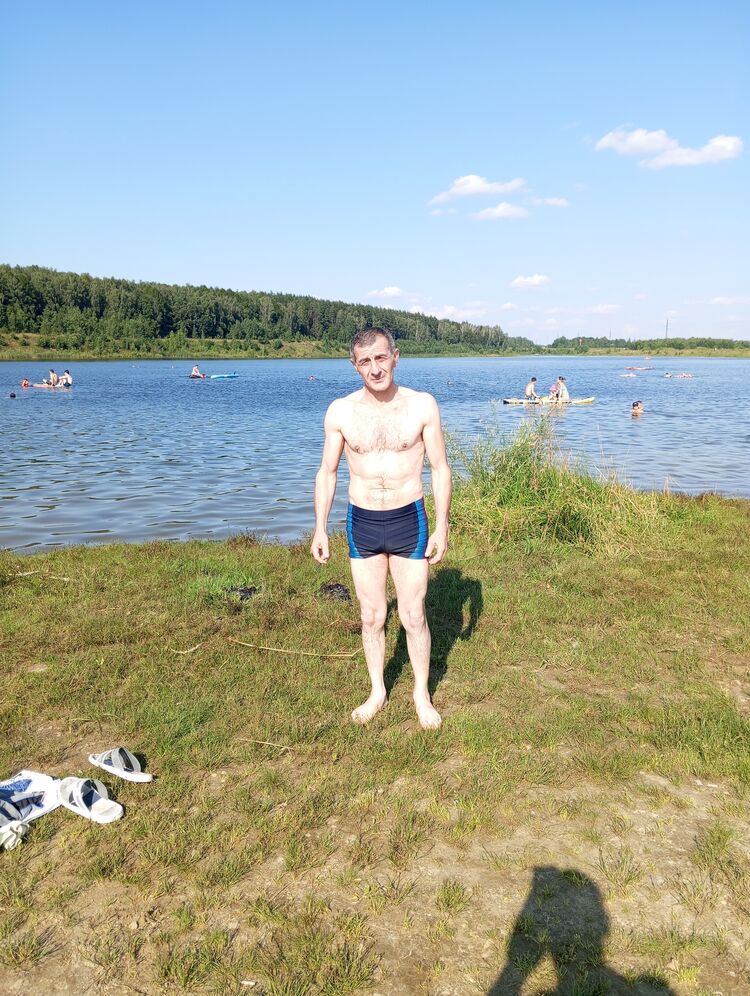 53826592  Slavik, 53 ,    