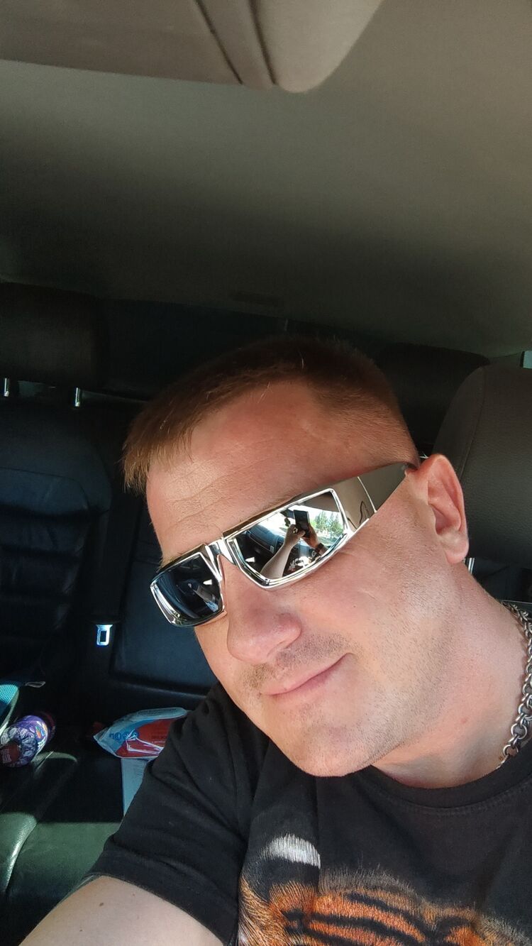 ���� 38407942 ������� ����, 37 ���, ���� ���������� � �����