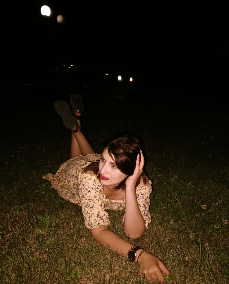  43792282  , 32 ,    