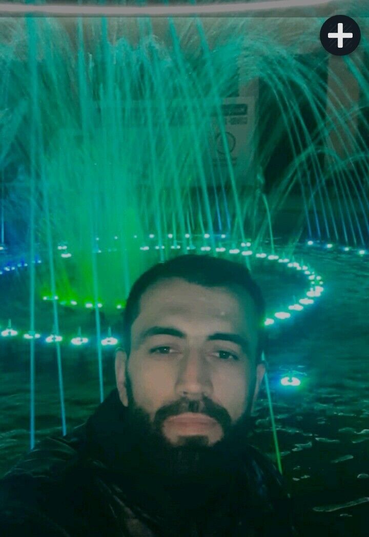  29821292  Safarov, 33 ,    