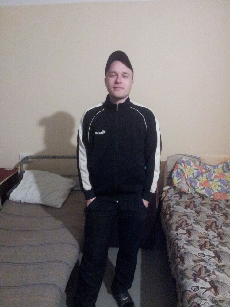  16041412  NIKOLAJ, 33 ,    