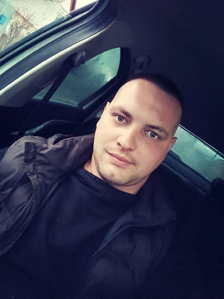  45300872  , 27 ,    