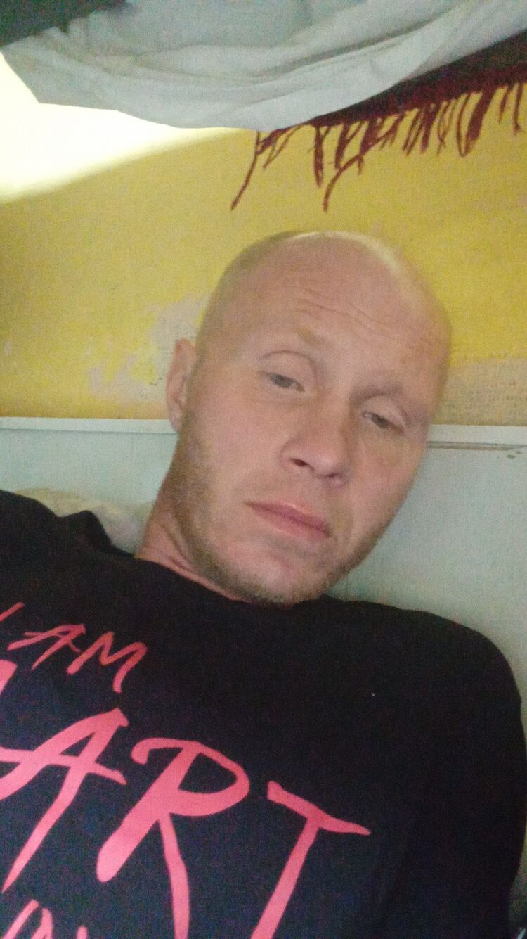 47508752  , 40 ,    