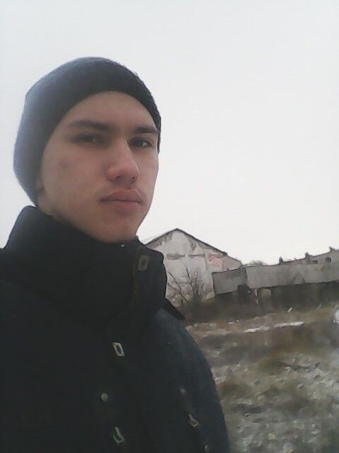  ,   Roman, 28 ,   