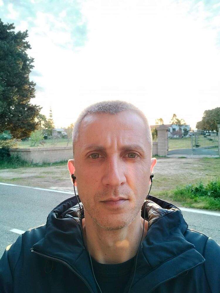  35446162  , 42 ,    Carmiano