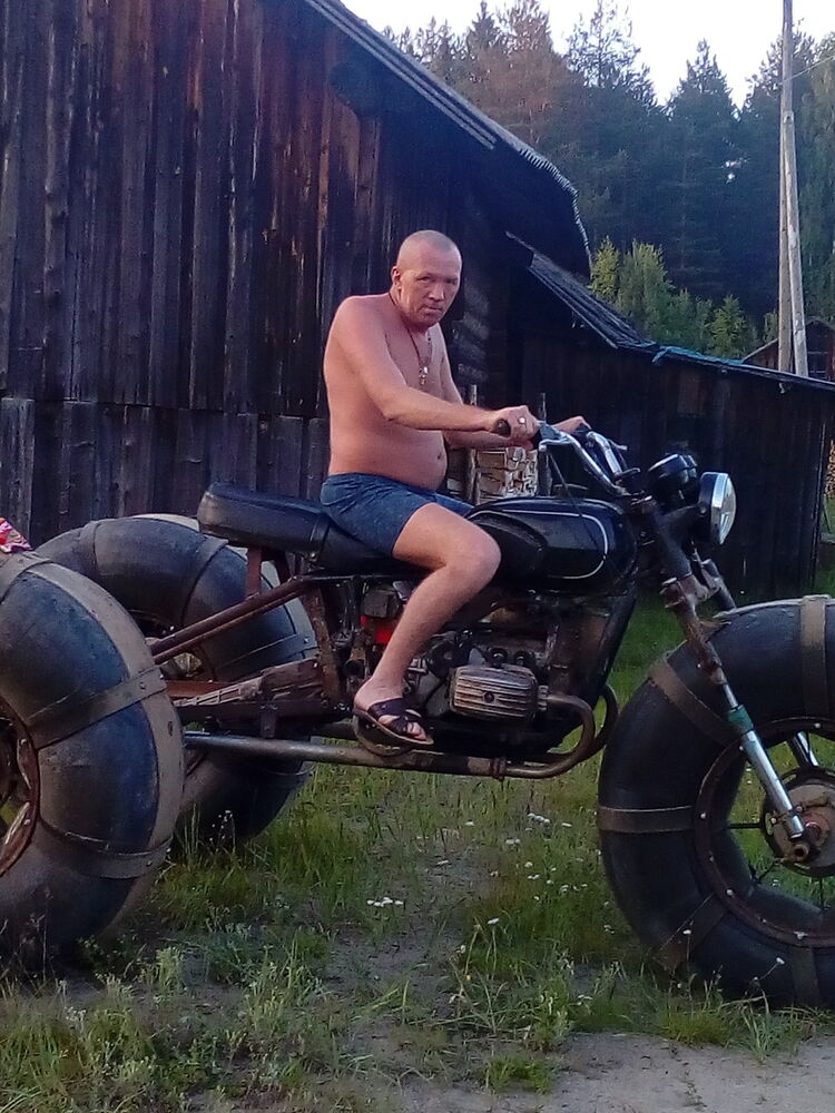  9910842  , 45 ,    